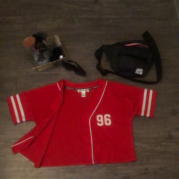 Red cropped baseball jersey - Picture 3 of 3
